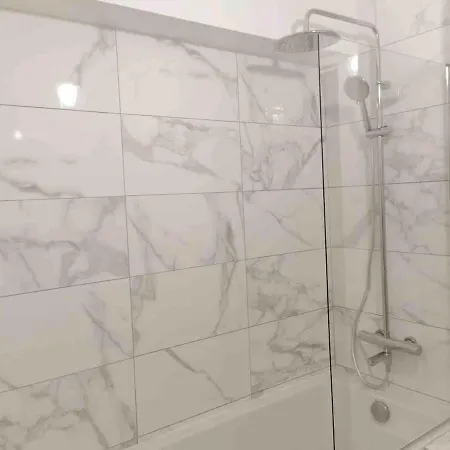 2-bedroom In Apartment