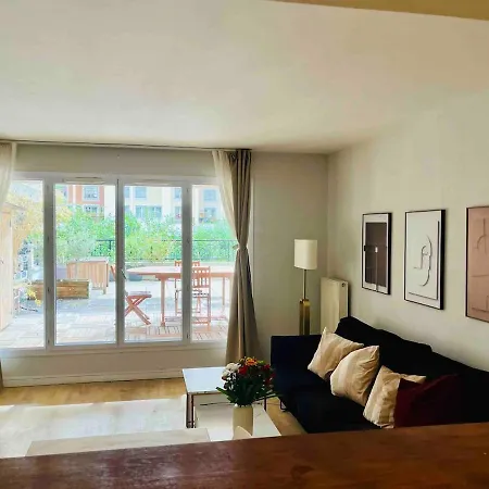 Apartment 2-bedroom In