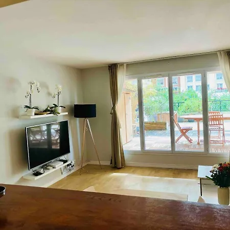 Apartment 2-bedroom In *